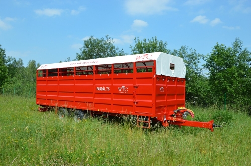 Traktorový přepravník zvířat PARDÁL 7,5